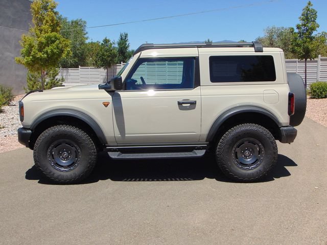 Certified 2025 Ford Bronco Badlands w/ Sasquatch Package AWD/4WD image 3