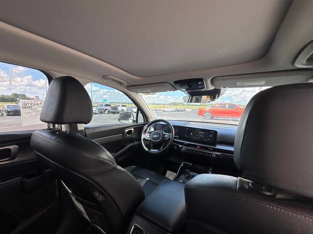 Used 2024 Kia Sorento EX w/ Panoramic Sunroof Package FWD image 32