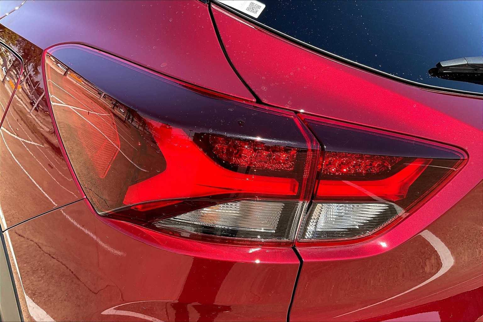 Used 2023 Chevrolet TrailBlazer RS w/ Sun and Liftgate Package image 32