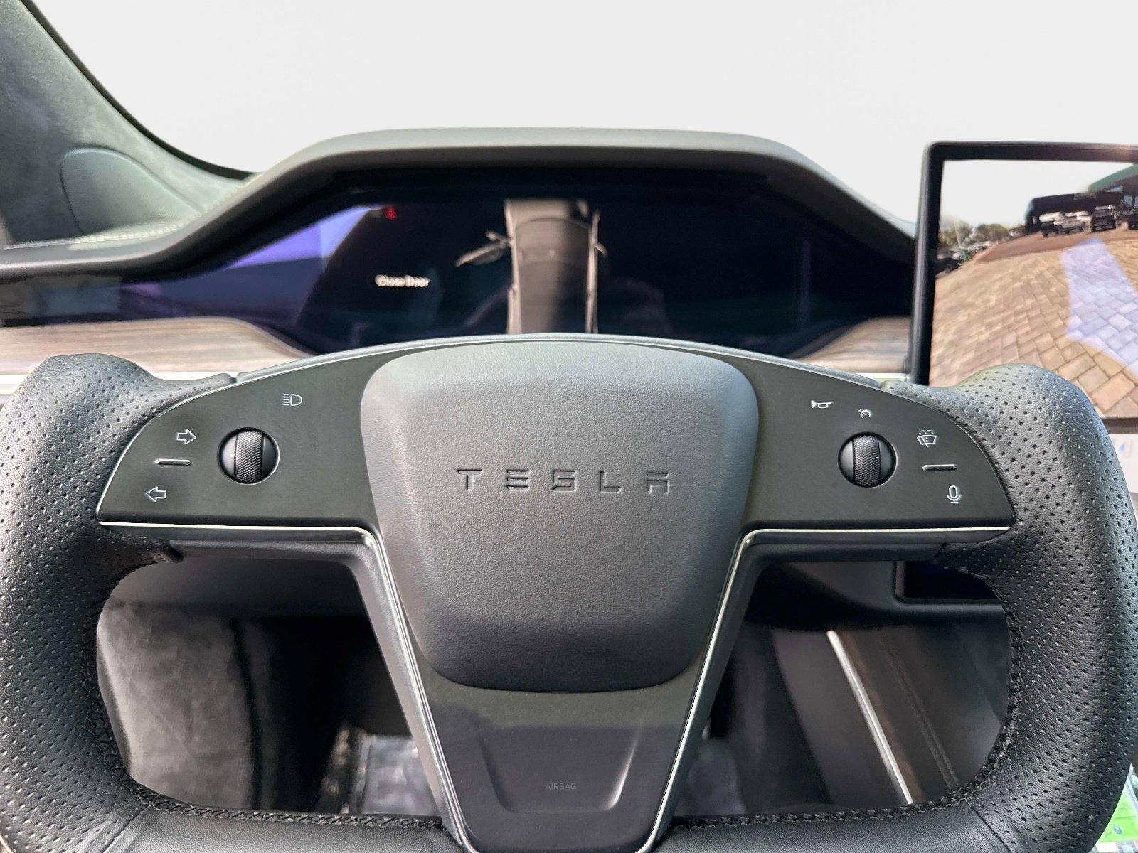 Used 2023 Tesla Model S image 46