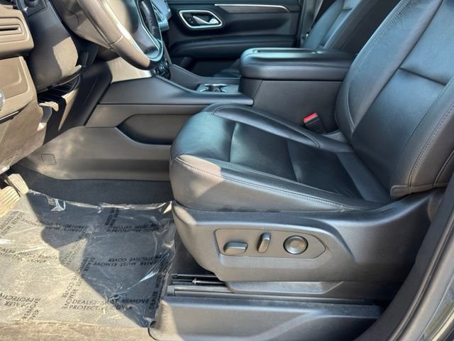 Used 2021 Chevrolet Suburban Z71 w/ Rear Media and Nav Package AWD/4WD image 5
