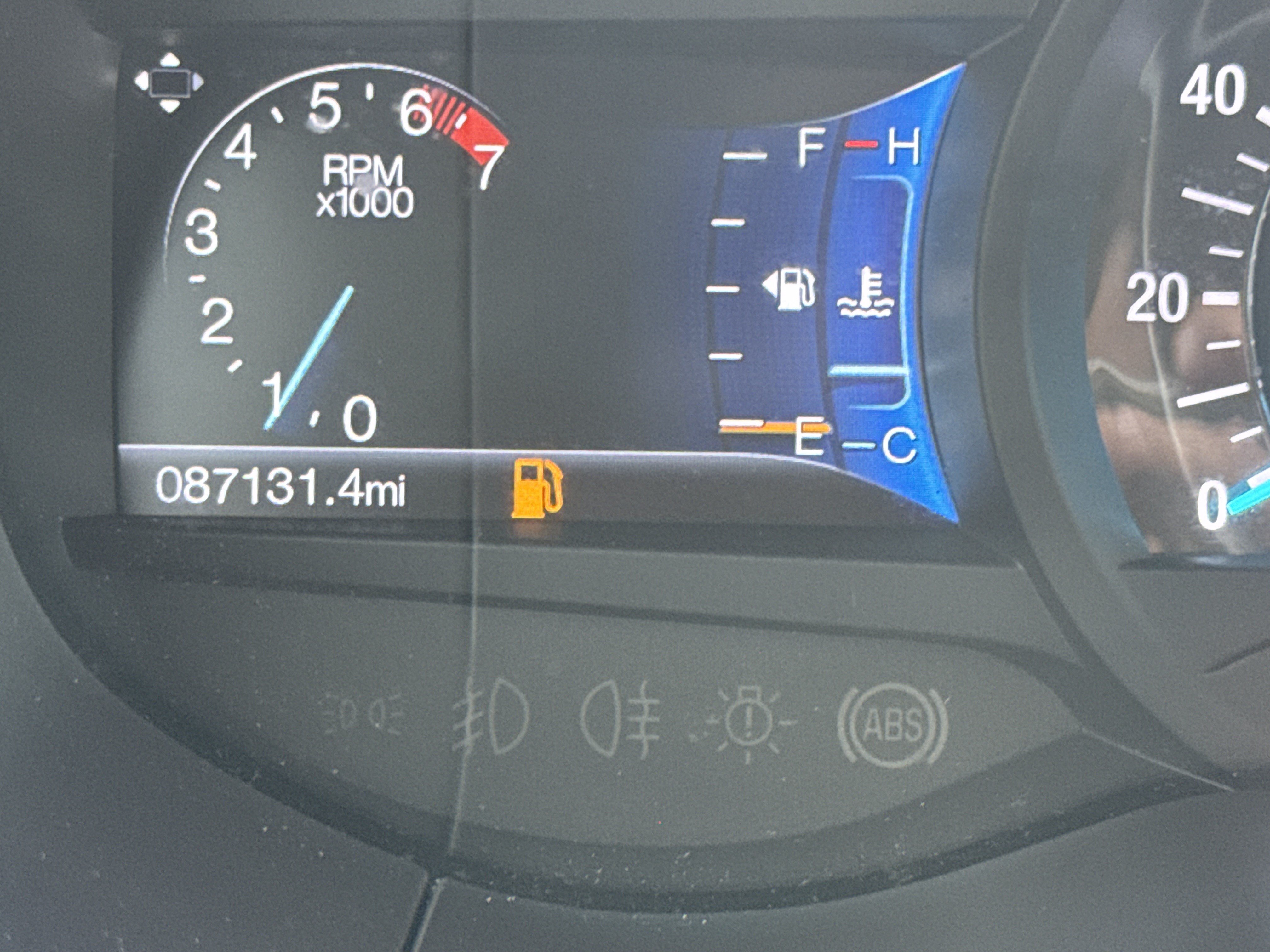 Used 2017 Ford Edge SEL w/ Equipment Group 201A FWD image 19
