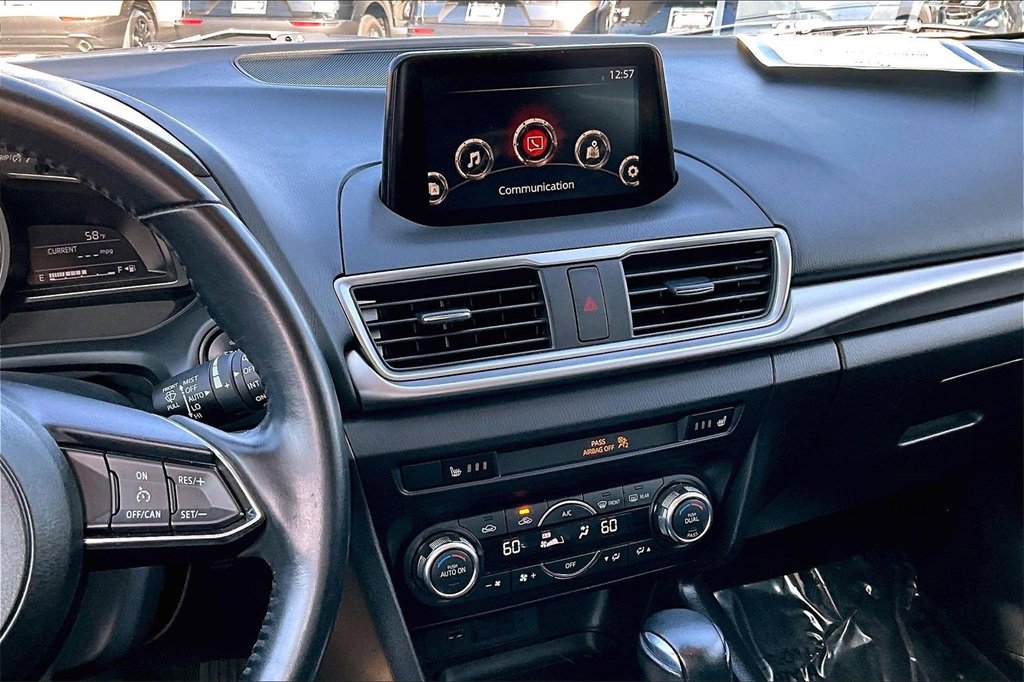 Used 2017 MAZDA MAZDA3 Touring image 8