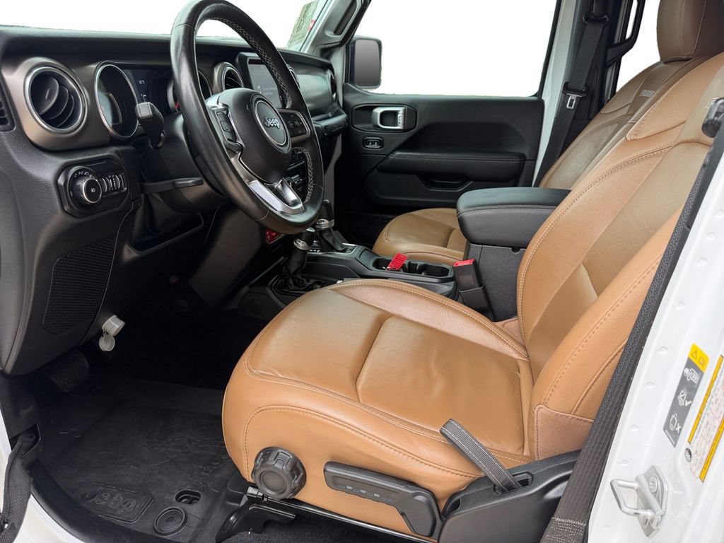 Used 2021 Jeep Wrangler Unlimited Rubicon AWD/4WD image 10