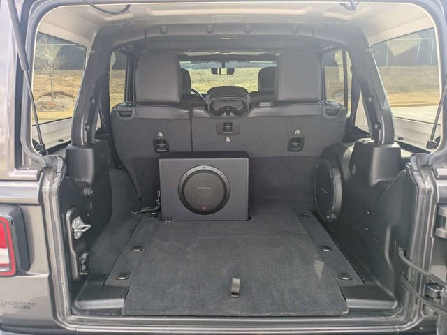 Used 2021 Jeep Wrangler Unlimited Sahara AWD/4WD image 13