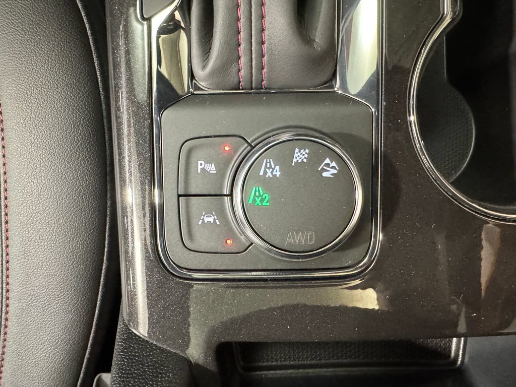 New 2026 Chevrolet Blazer RS AWD/4WD image 15