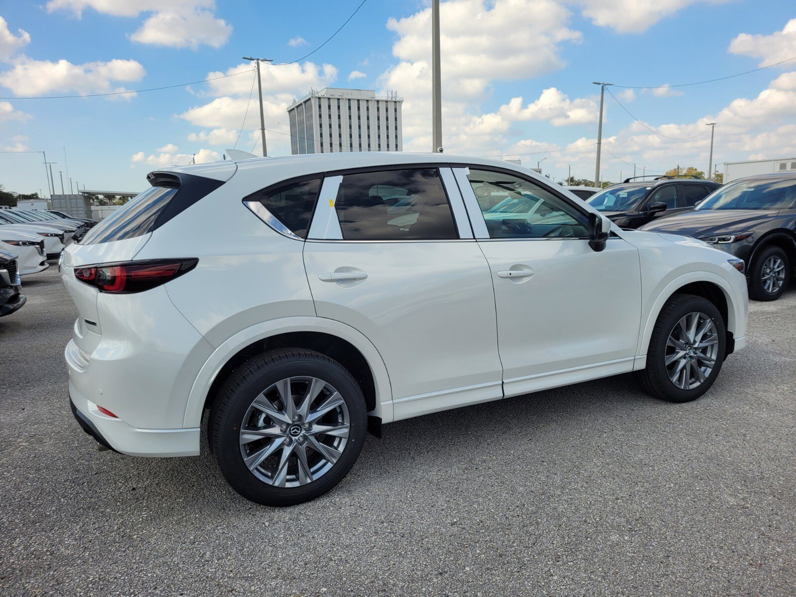 New 2025 MAZDA CX-5 AWD 2.5 S w/ Premium Plus Pkg image 14