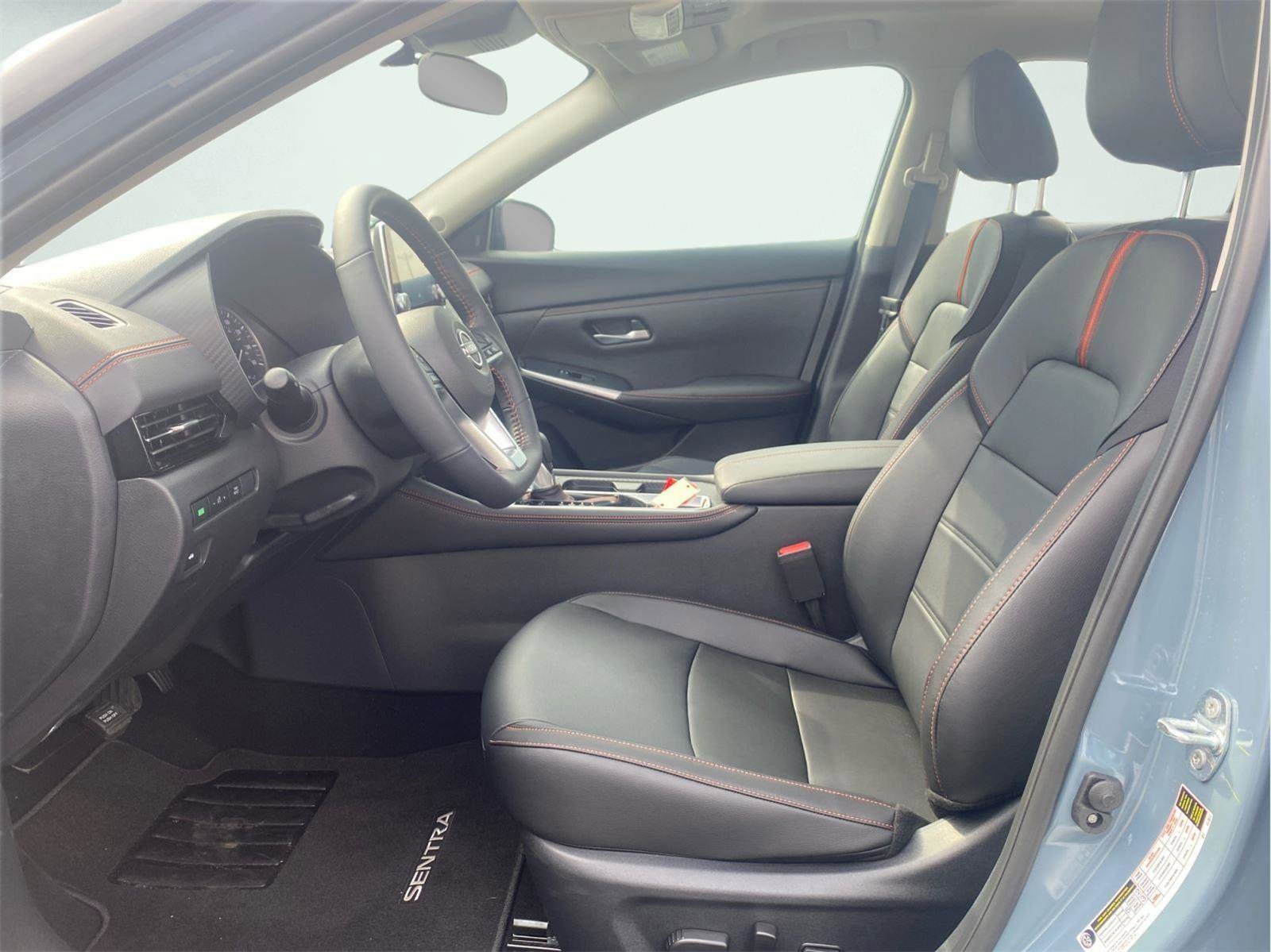 New 2025 Nissan Sentra SR w/ SR Premium Package image 9