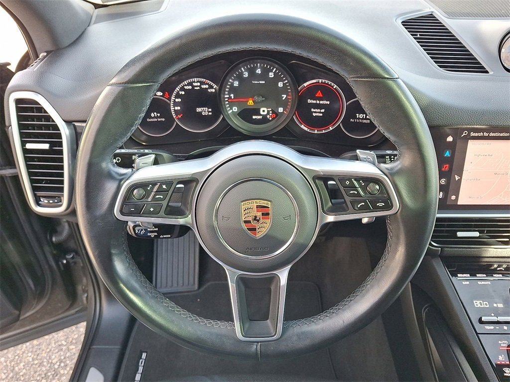 Used 2023 Porsche Cayenne Platinum Edition image 17