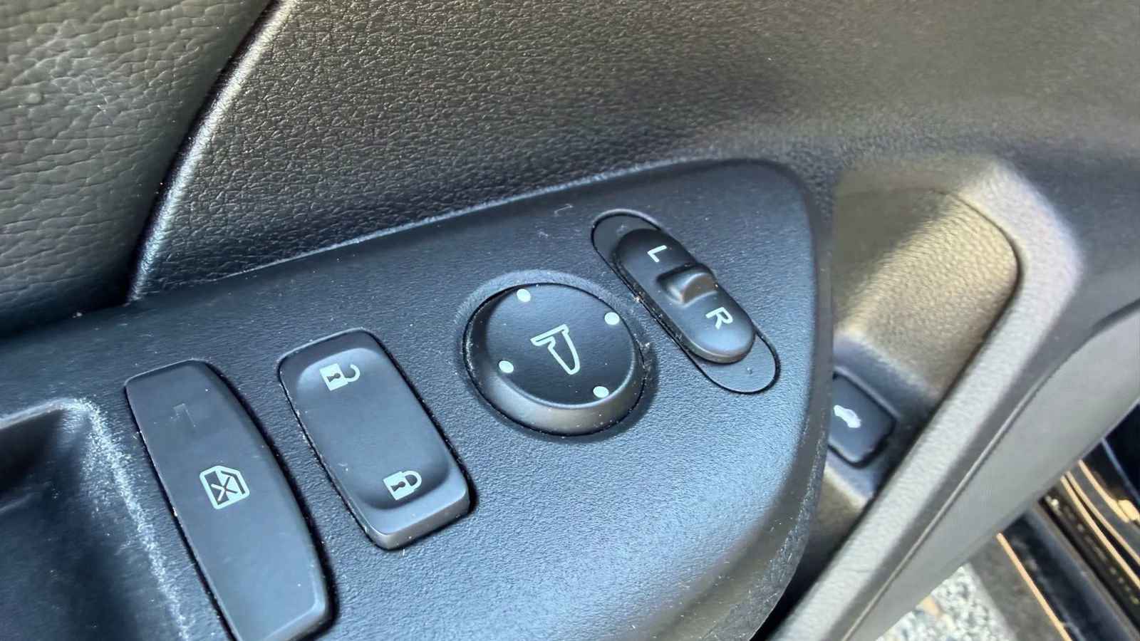 Used 2020 Honda Civic EX-L image 21