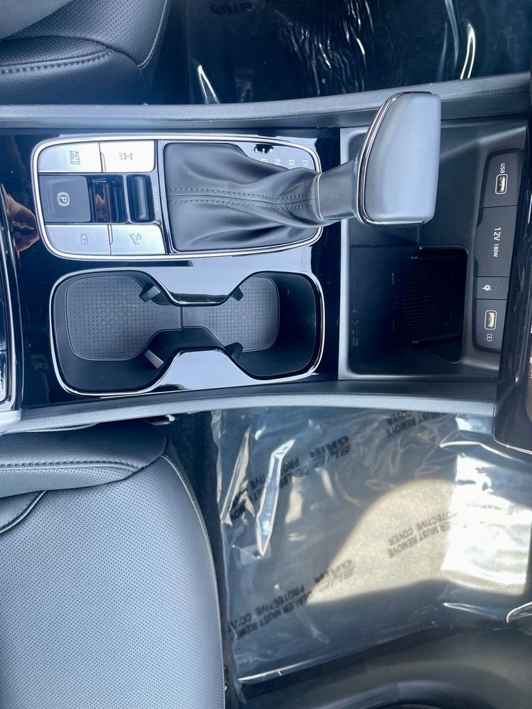 Used 2024 Hyundai Santa Cruz Limited image 29