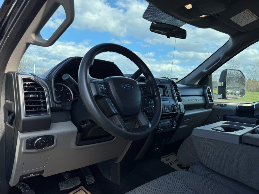 Used 2018 Ford F350 XLT AWD/4WD image 14