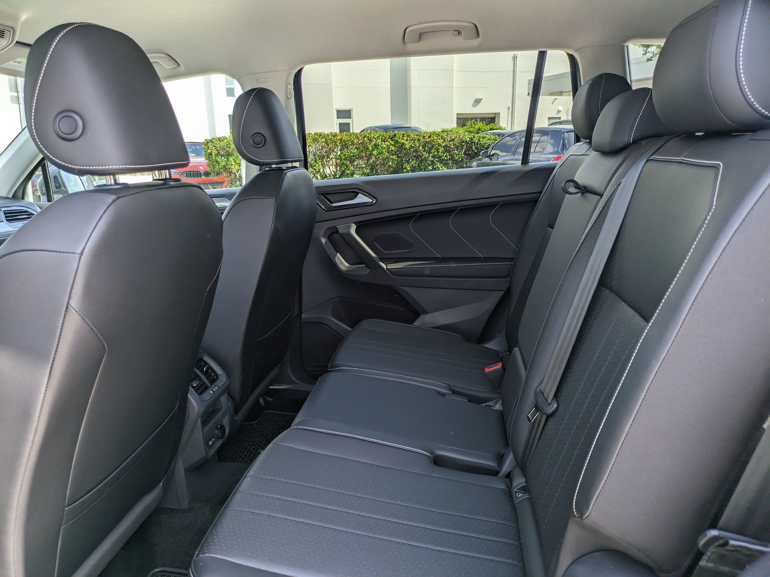 Certified 2023 Volkswagen Tiguan SE FWD image 14