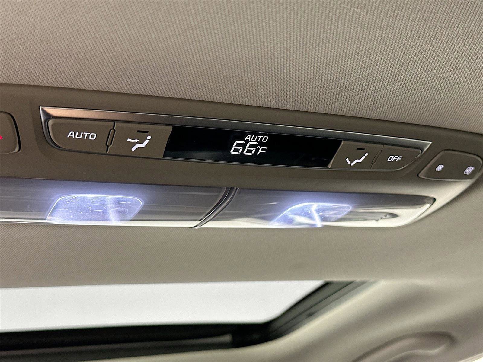 Used 2023 Kia Telluride EX AWD/4WD image 34