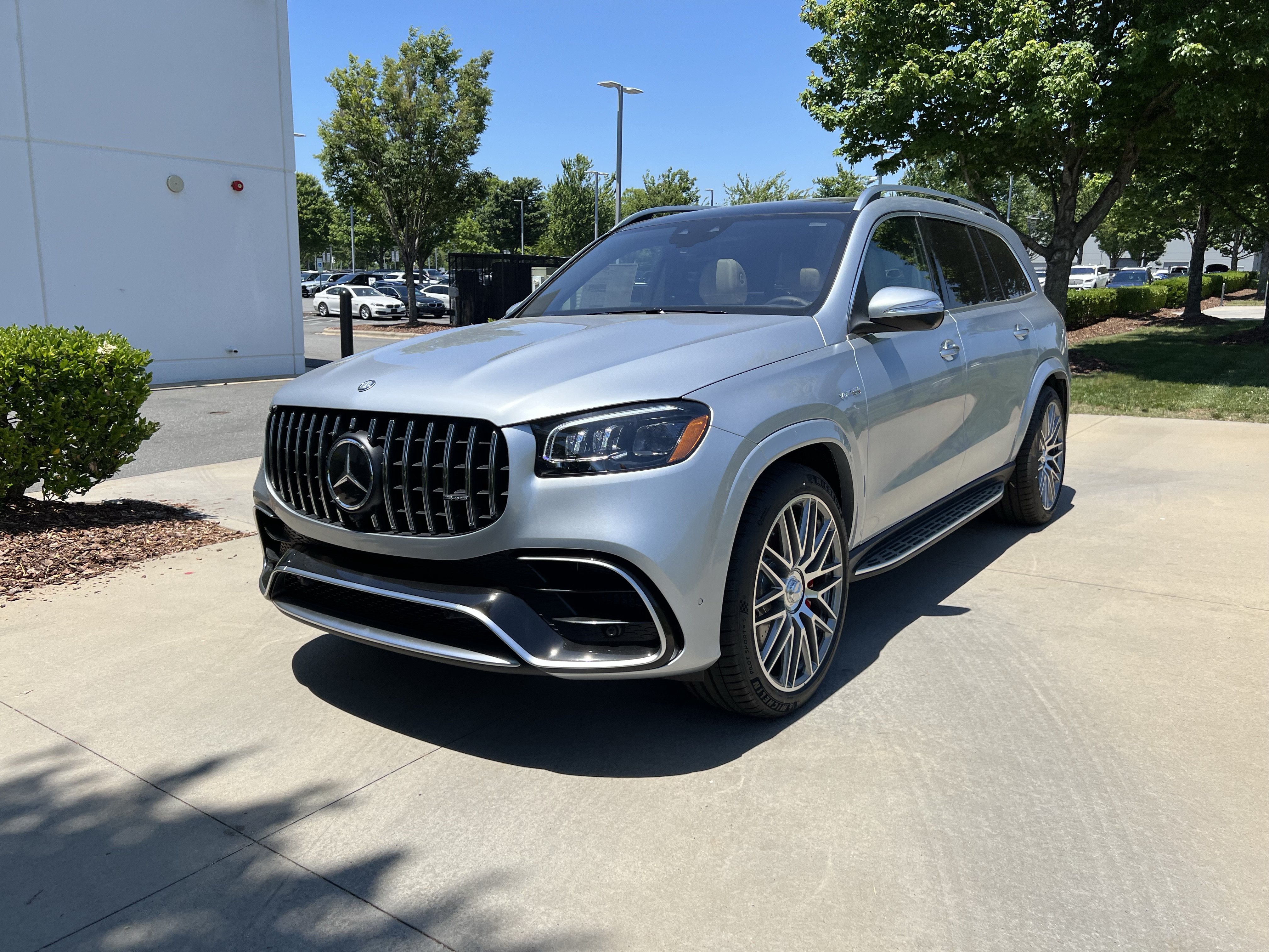 New 2026 Mercedes-Benz GLS 63 AMG 4MATIC image 5