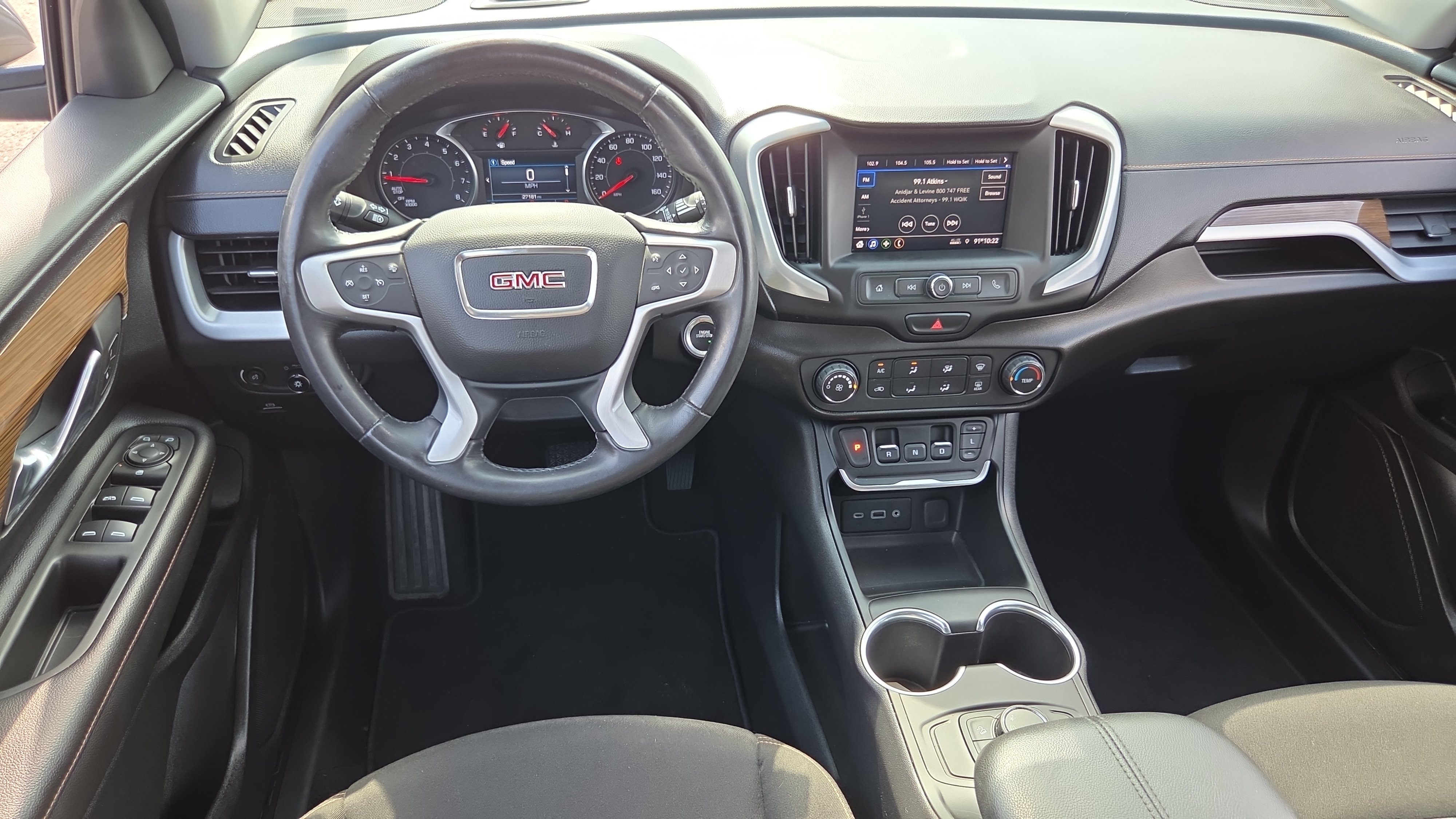 Used 2020 GMC Terrain SLE FWD image 11