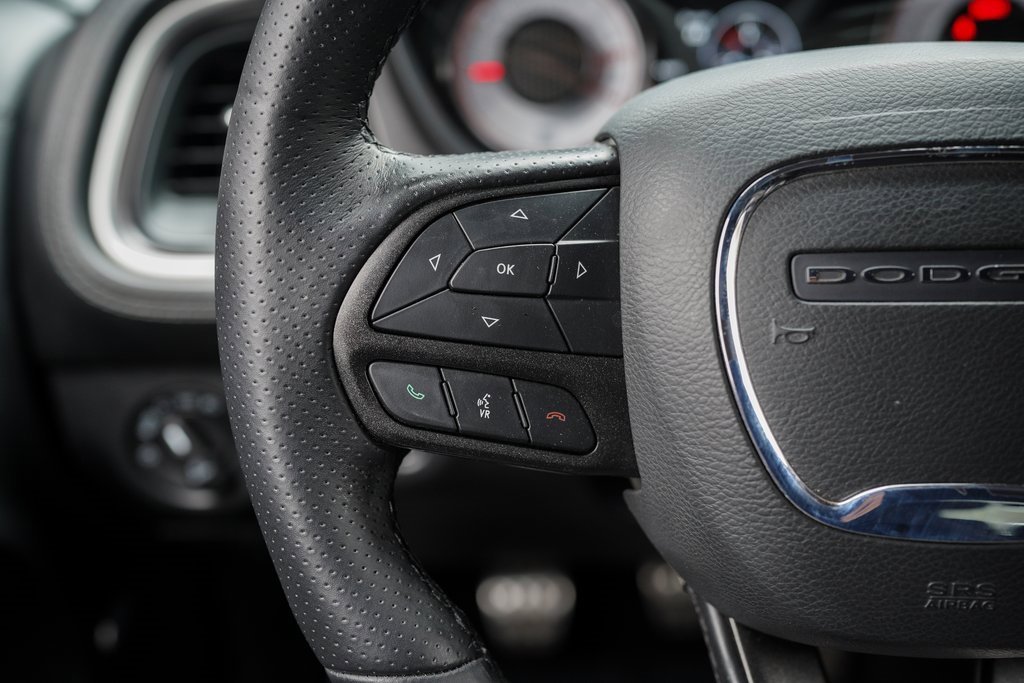 Used 2022 Dodge Challenger R/T Scat Pack w/ Shaker Package image 28