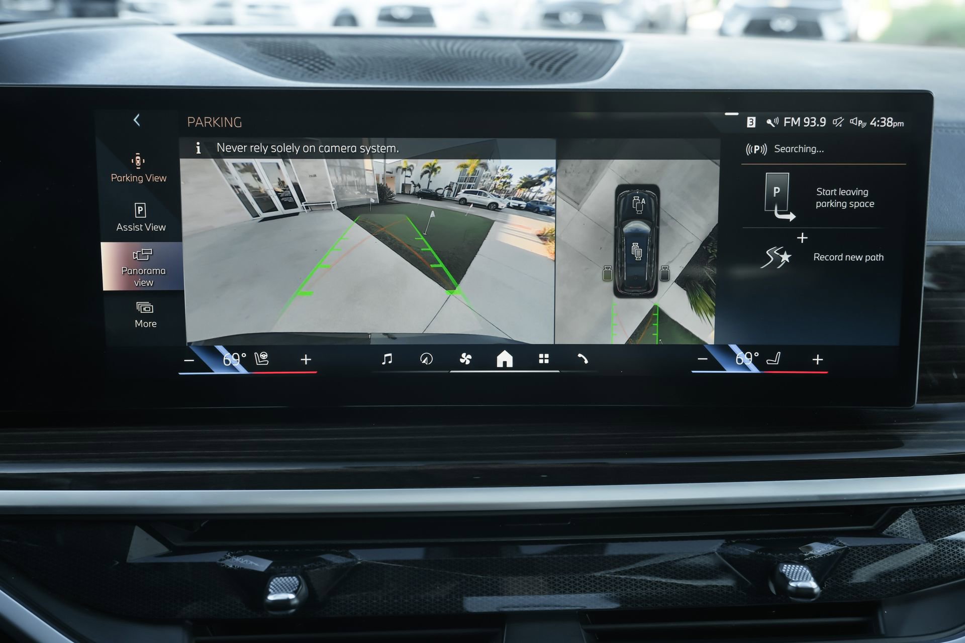 Used 2025 BMW X7 xDrive40i image 14