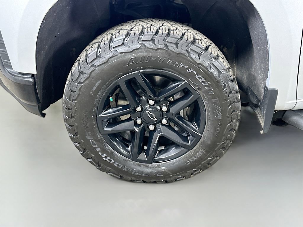 Used 2021 Chevrolet Silverado 1500 LT Trail Boss w/ Convenience Package II image 8