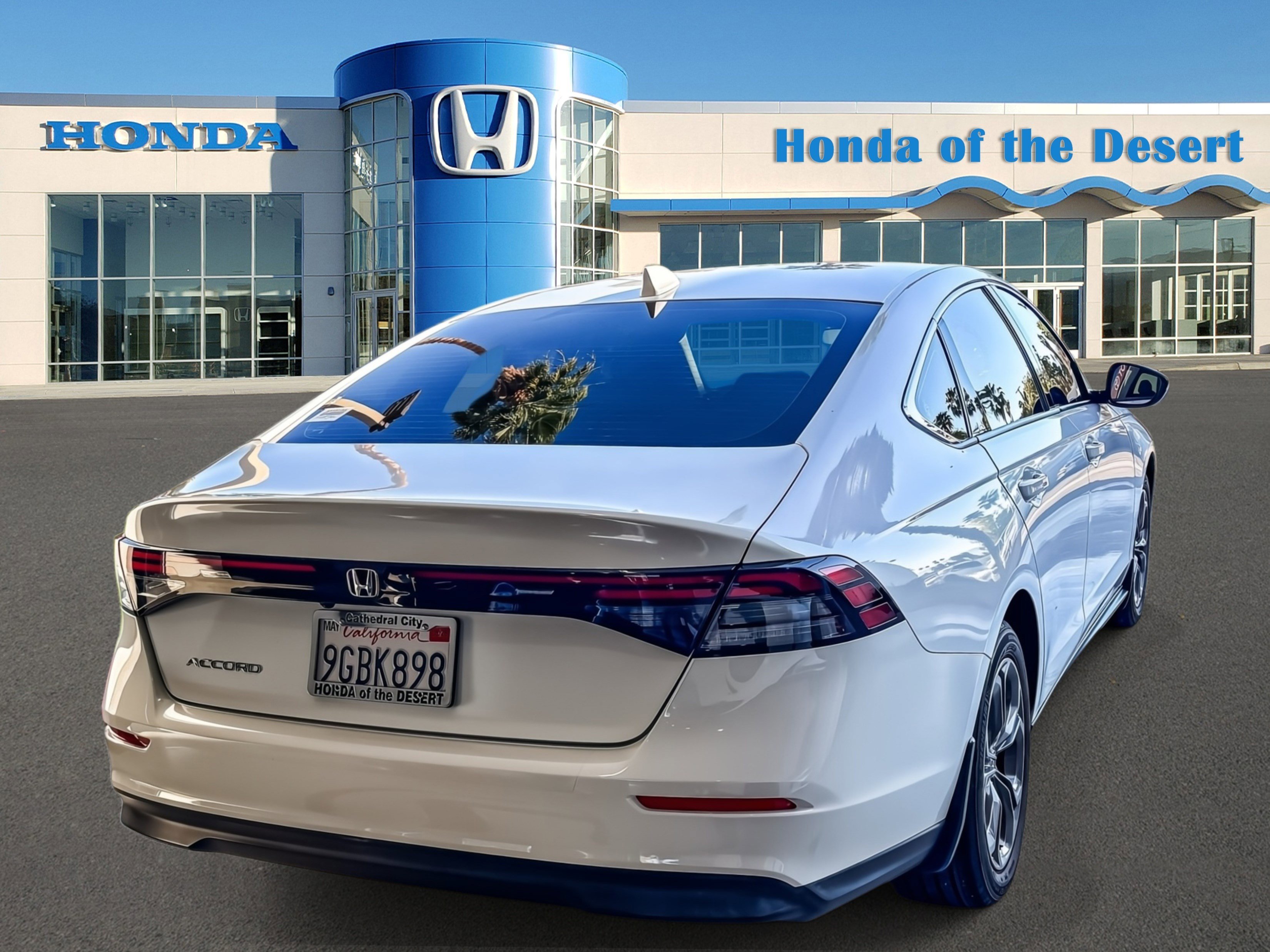 Used 2023 Honda Accord EX image 7