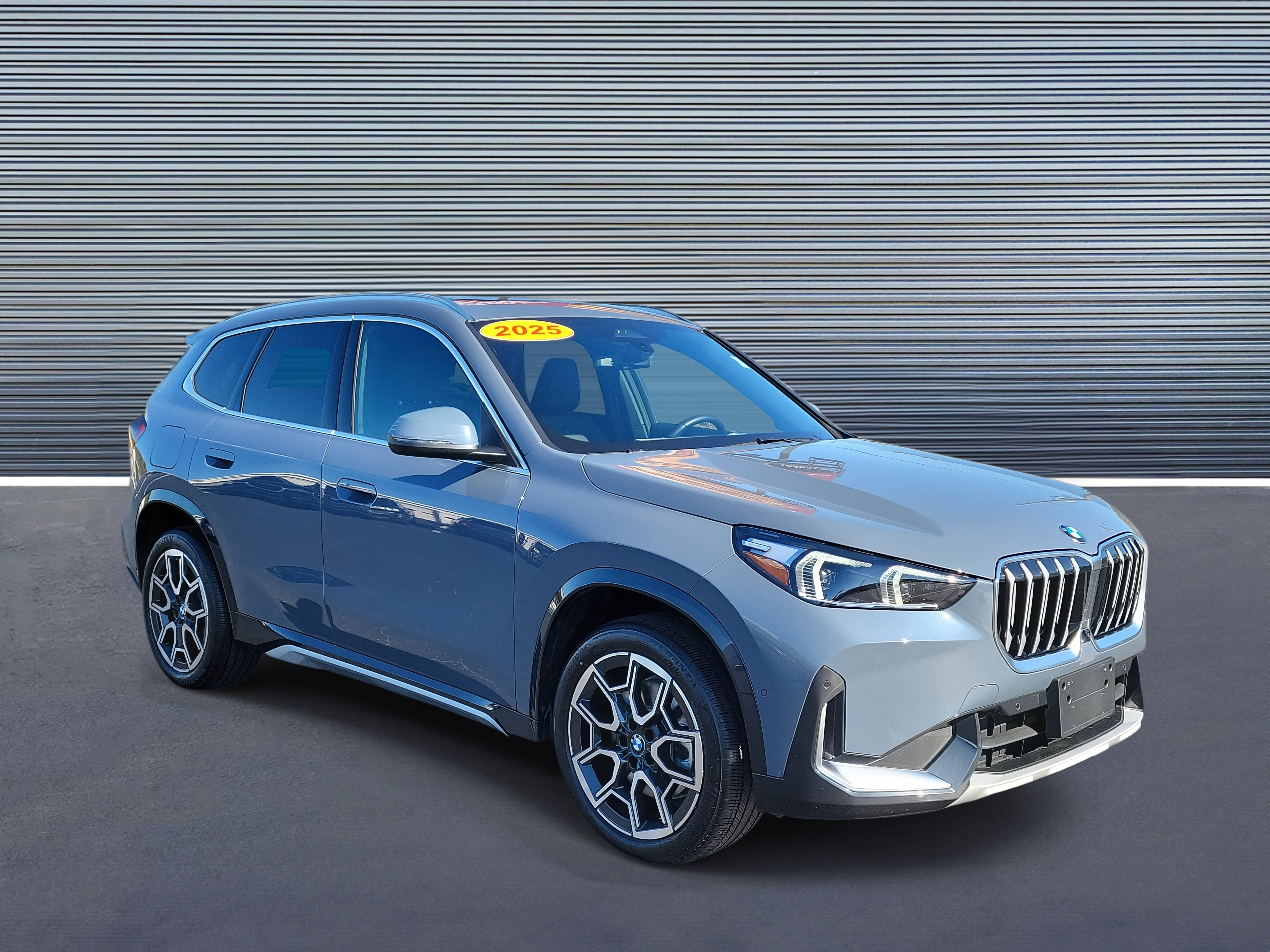 Used 2025 BMW X1 xDrive28i video 2