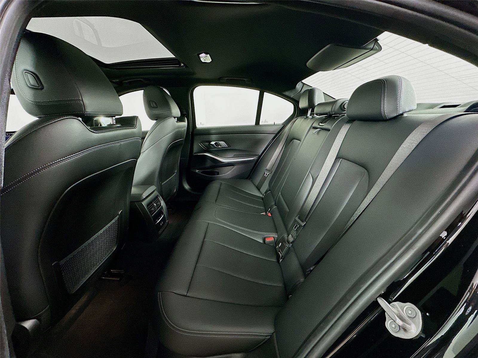 Certified 2023 BMW 330e xDrive w/ Driving Assistance Package image 25