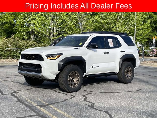Used 2025 Toyota 4Runner Trailhunter AWD/4WD image 1
