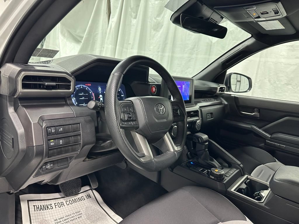 Used 2026 Toyota Tacoma TRD Off-Road AWD/4WD image 15