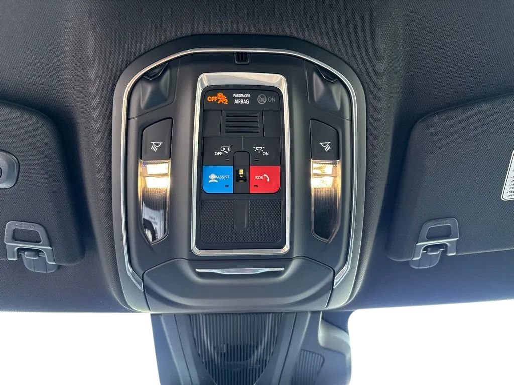 New 2026 Dodge Charger Scat Pack w/ Blacktop Package AWD/4WD image 17