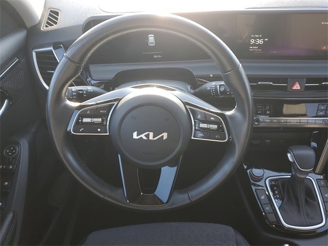 Certified 2025 Kia Seltos S image 12