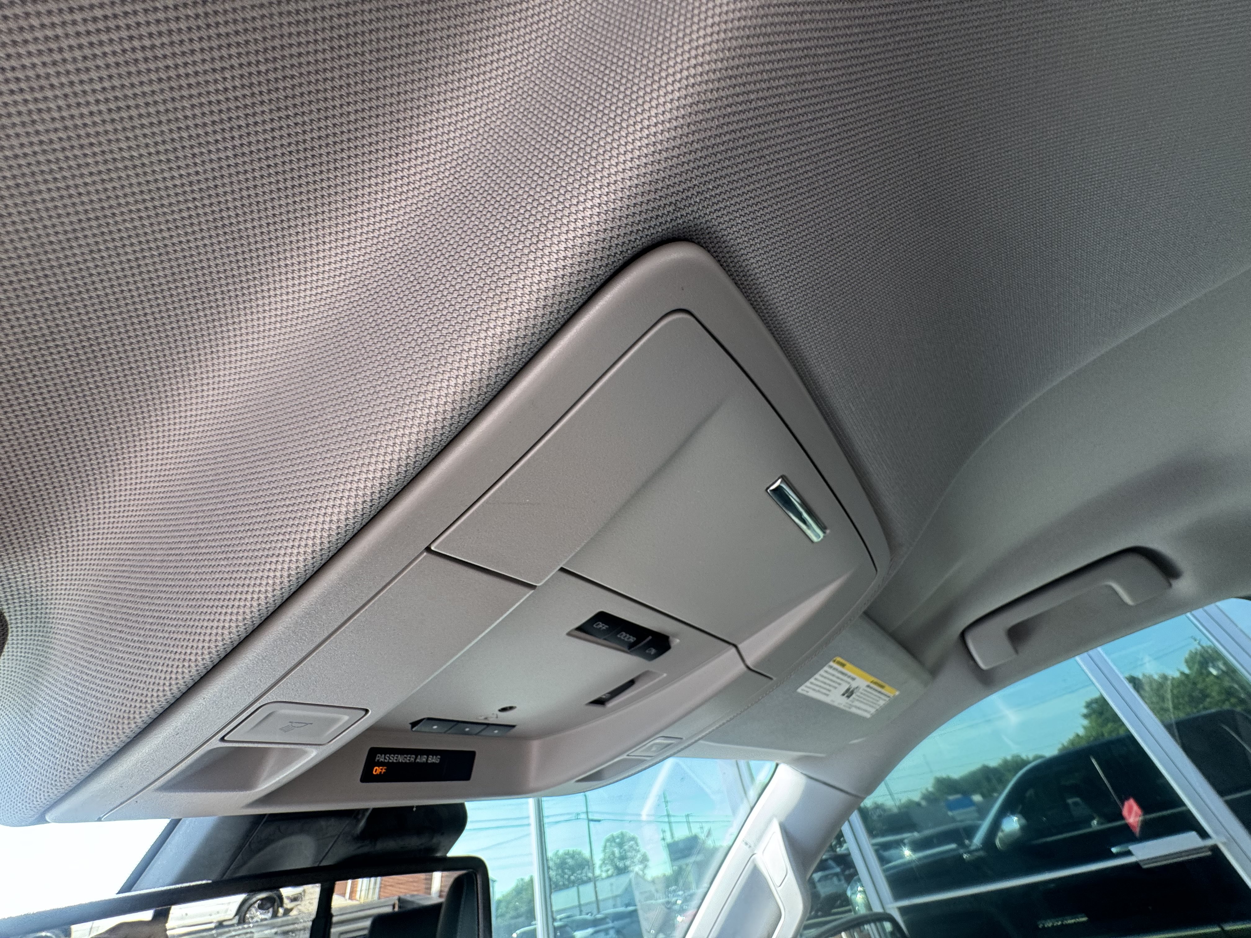 Used 2018 GMC Sierra 1500 SLT AWD/4WD image 18