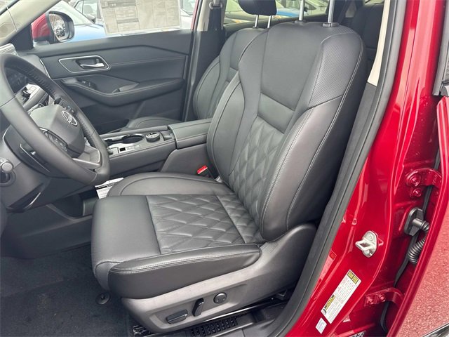 New 2026 Nissan Rogue Platinum image 24