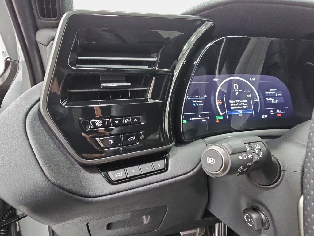 New 2026 Lexus TX 500h AWD w/ Technology Package image 25