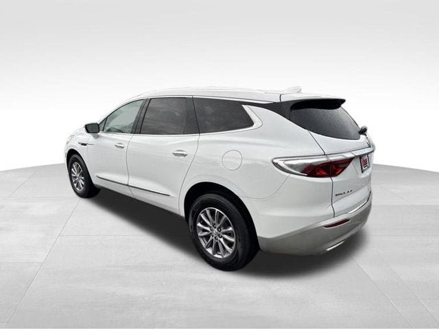 Used 2024 Buick Enclave Essence FWD image 7