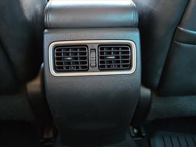 Used 2015 Nissan Altima 2.5 SL w/ Technology Package image 18