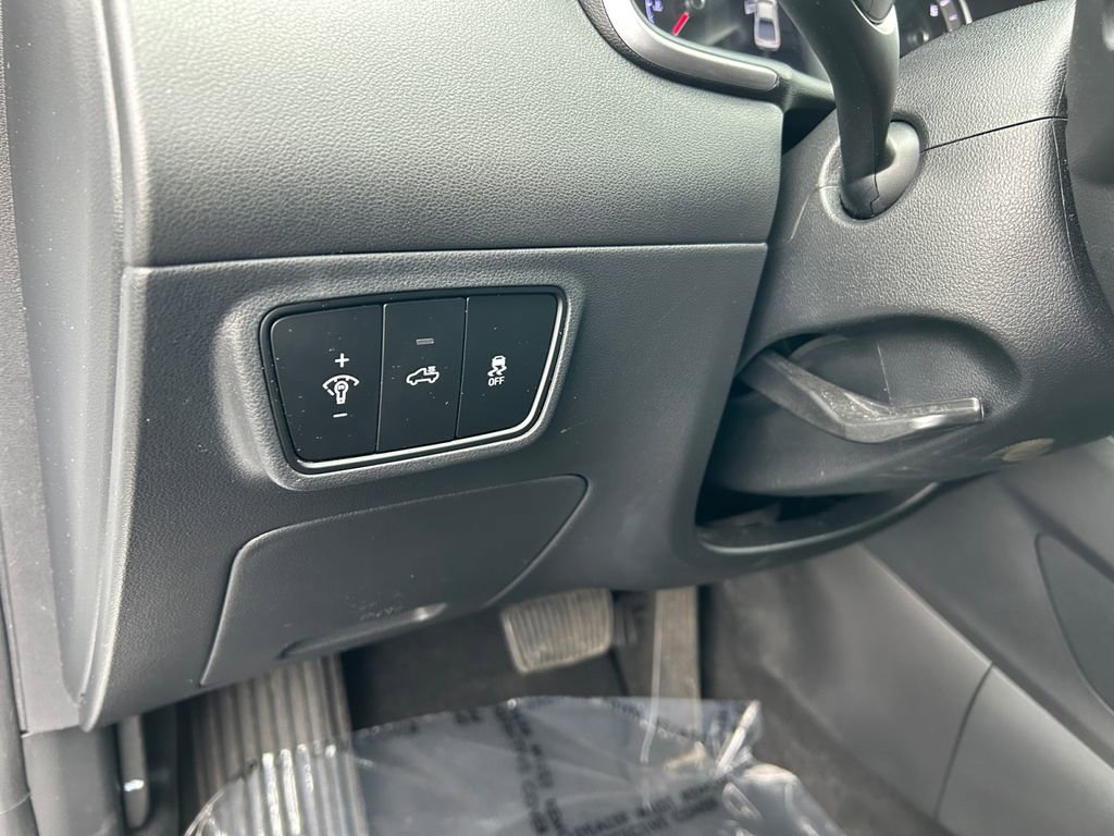 Used 2022 Hyundai Santa Cruz SEL FWD image 20