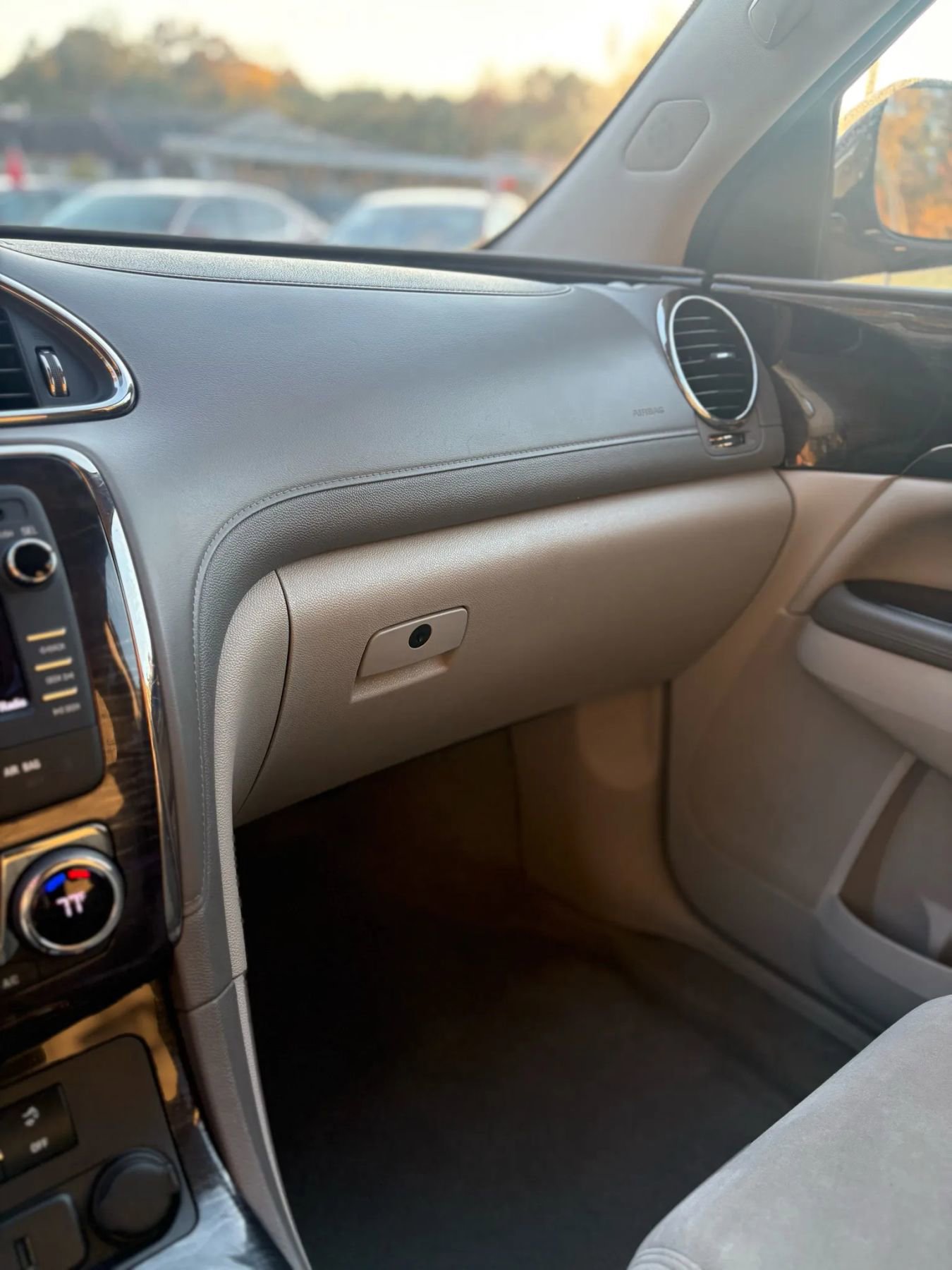 Used 2017 Buick Enclave Convenience FWD image 50