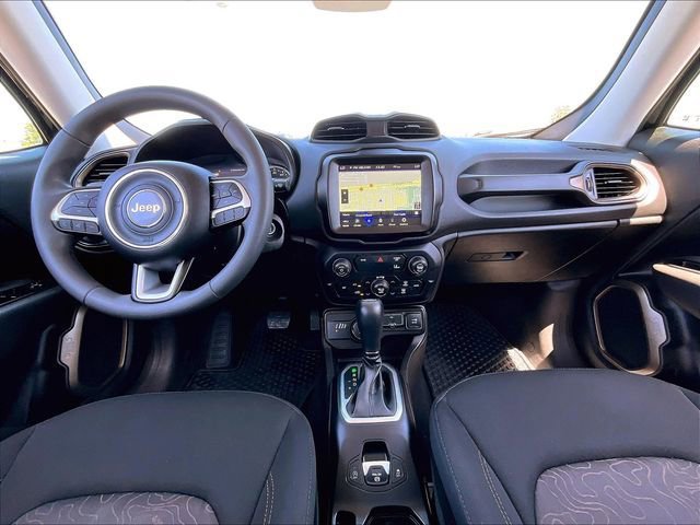 Used 2023 Jeep Renegade Latitude AWD/4WD image 21