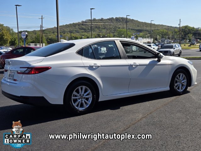 Used 2025 Toyota Camry LE FWD image 3