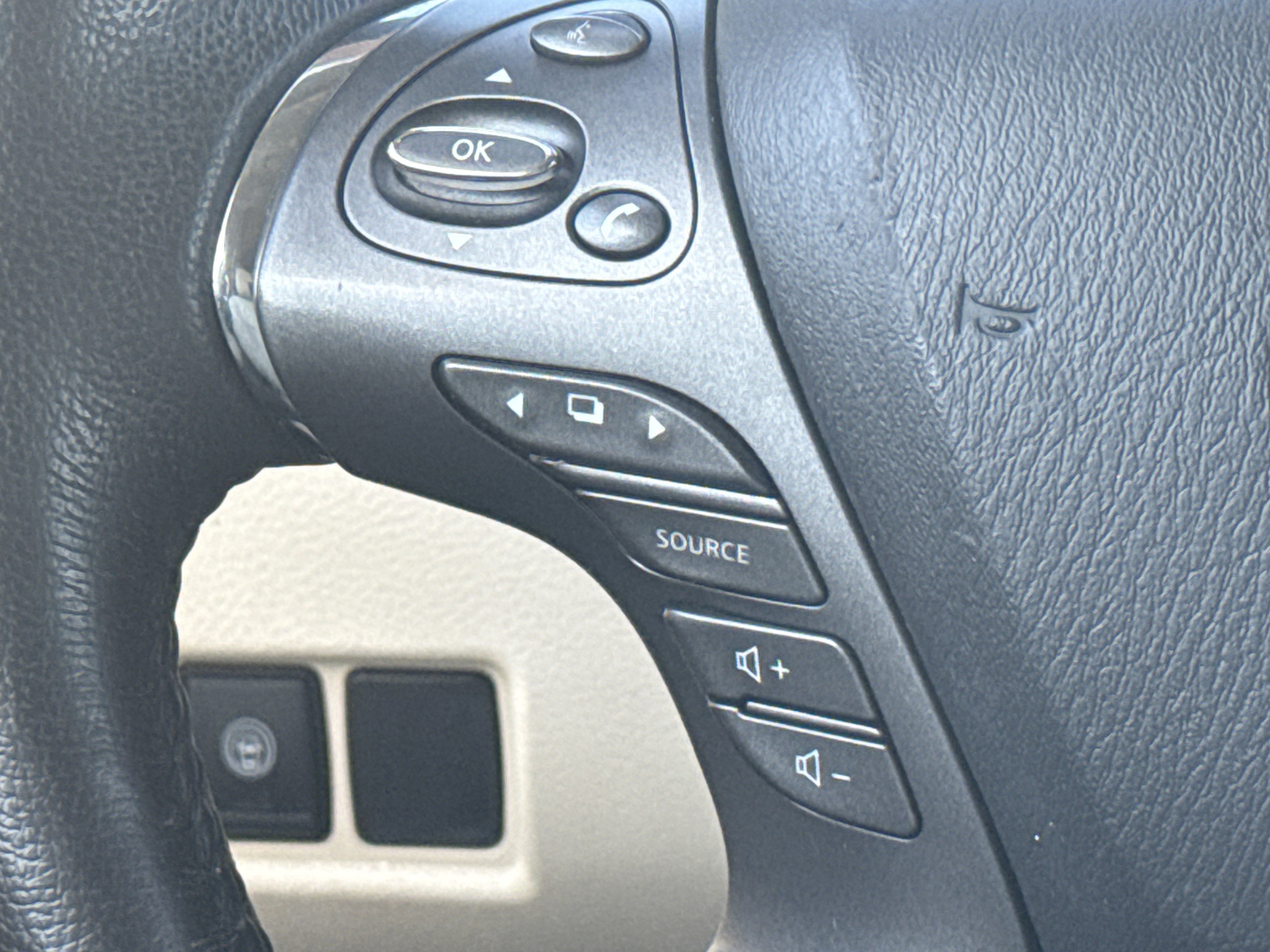 Used 2021 Nissan Murano SL w/ SL Moonroof Package image 19