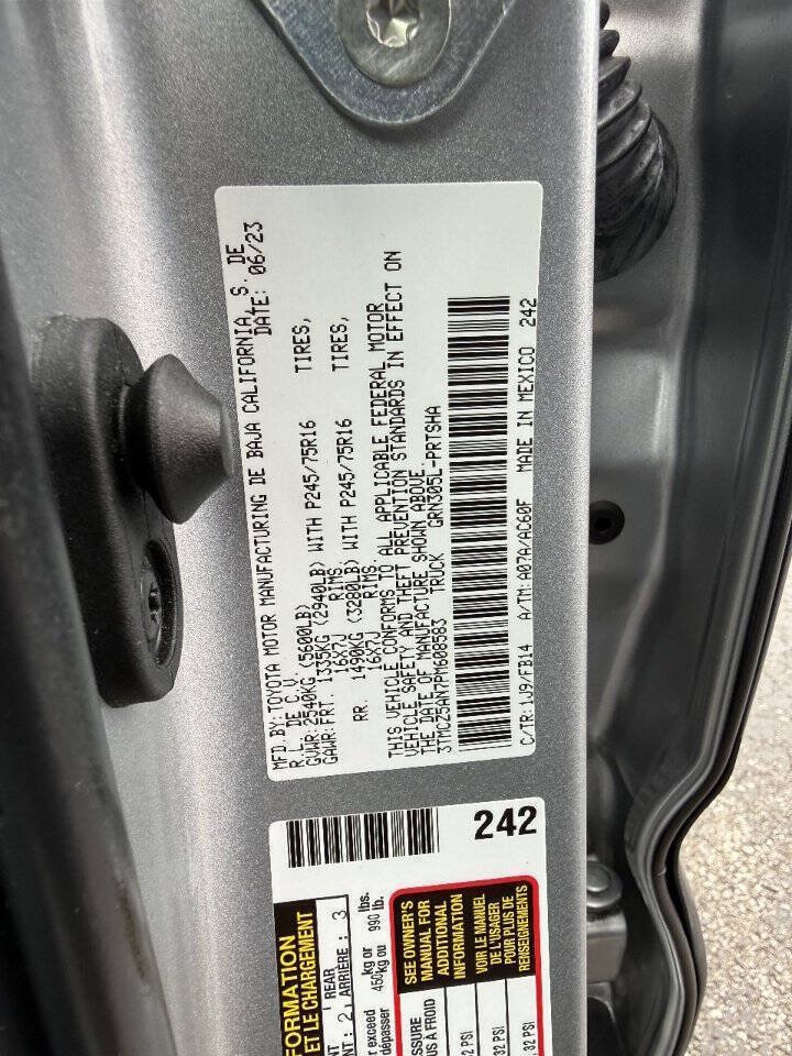 Used 2023 Toyota Tacoma SR AWD/4WD image 10