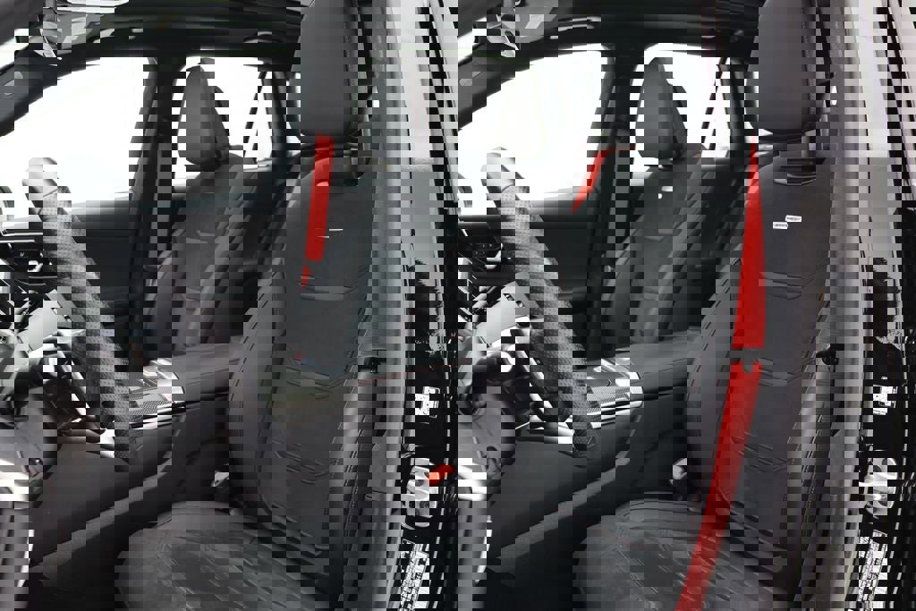 Used 2025 Mercedes-Benz GLC 43 AMG 4MATIC image 18