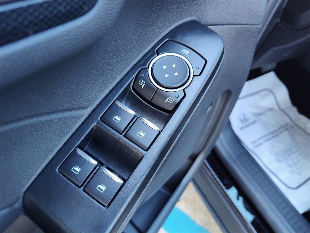 Used 2025 Ford Escape ST-Line image 21