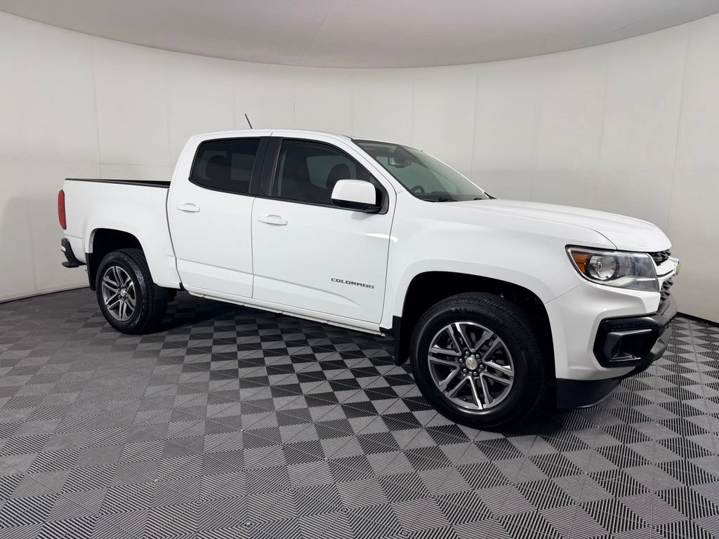 Used 2022 Chevrolet Colorado LT w/ Luxury Package RWD image 4