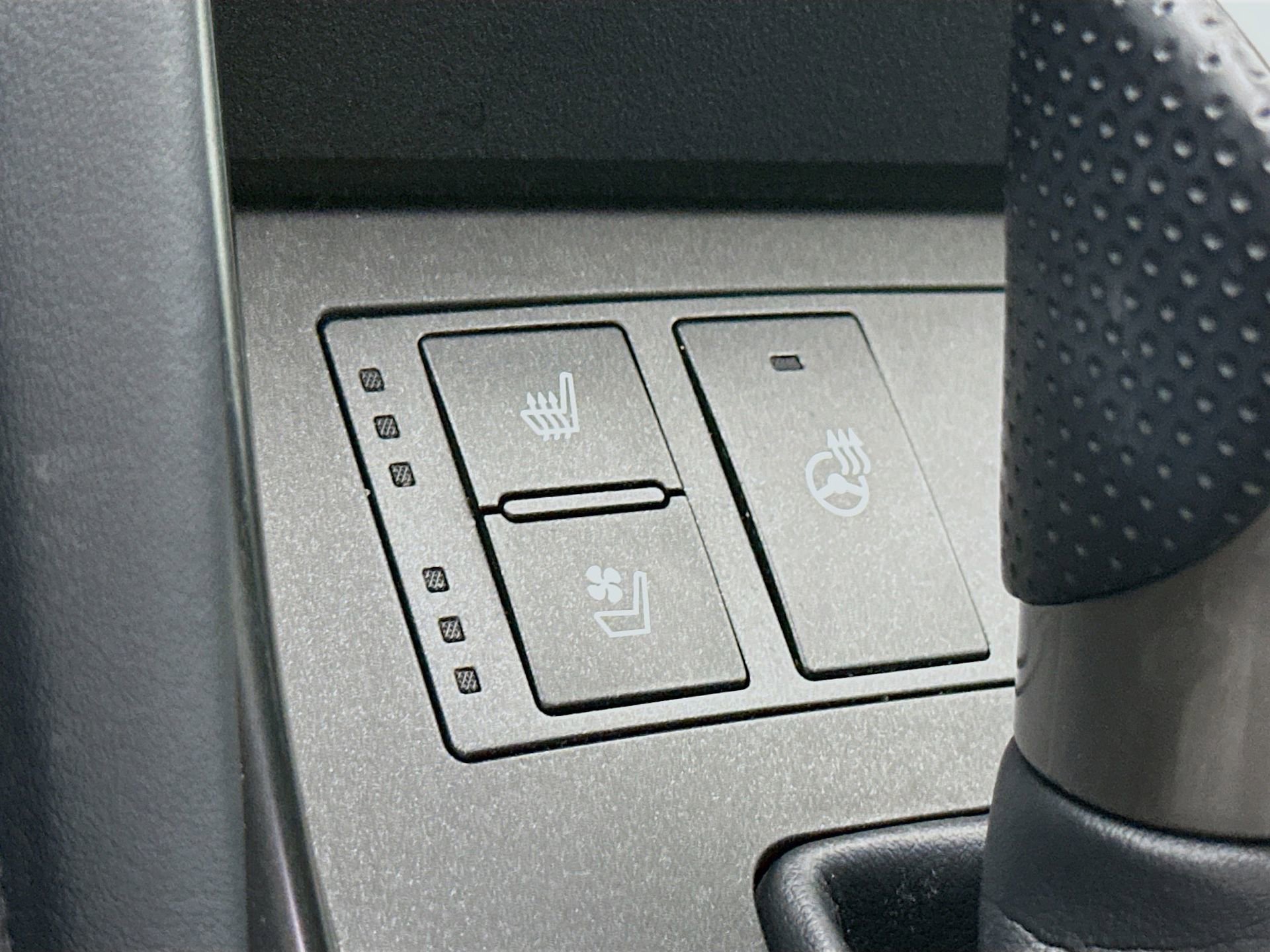 Used 2021 Lexus IS 350 F Sport w/ Accessory Package image 22