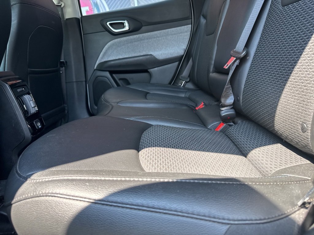 Used 2022 Jeep Compass Latitude image 47