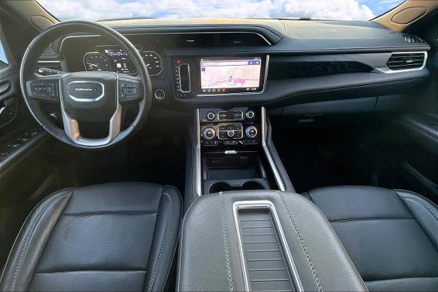 Used 2021 GMC Yukon Denali w/ Denali Premium Package image 7