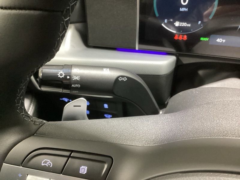 New 2026 Hyundai Sonata Limited FWD image 23