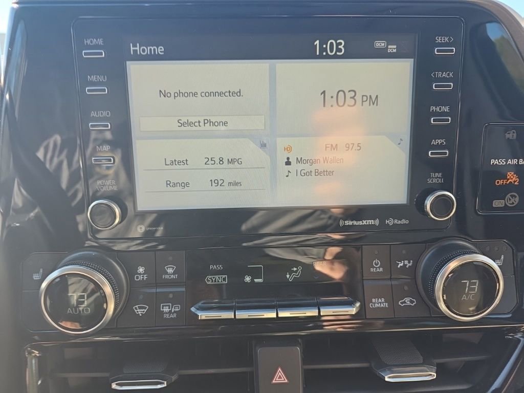 Used 2022 Toyota Highlander XLE image 30