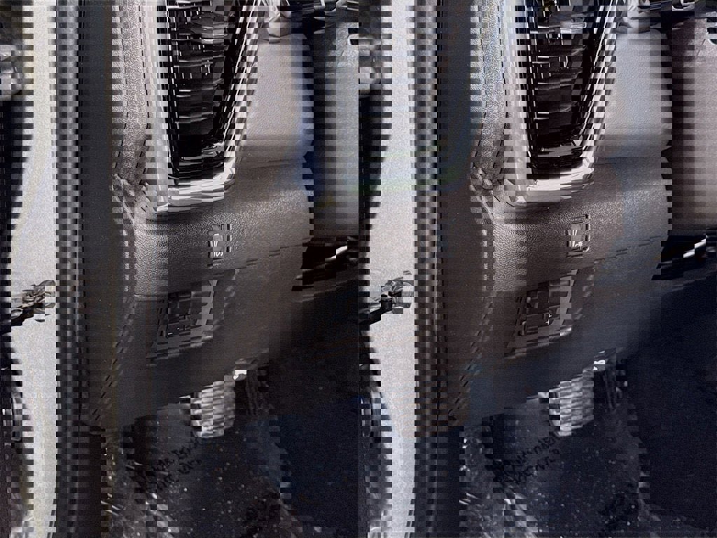 New 2026 GMC Canyon Elevation w/ Convenience Package image 5